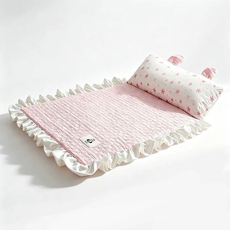 Pet cooling mat with padding