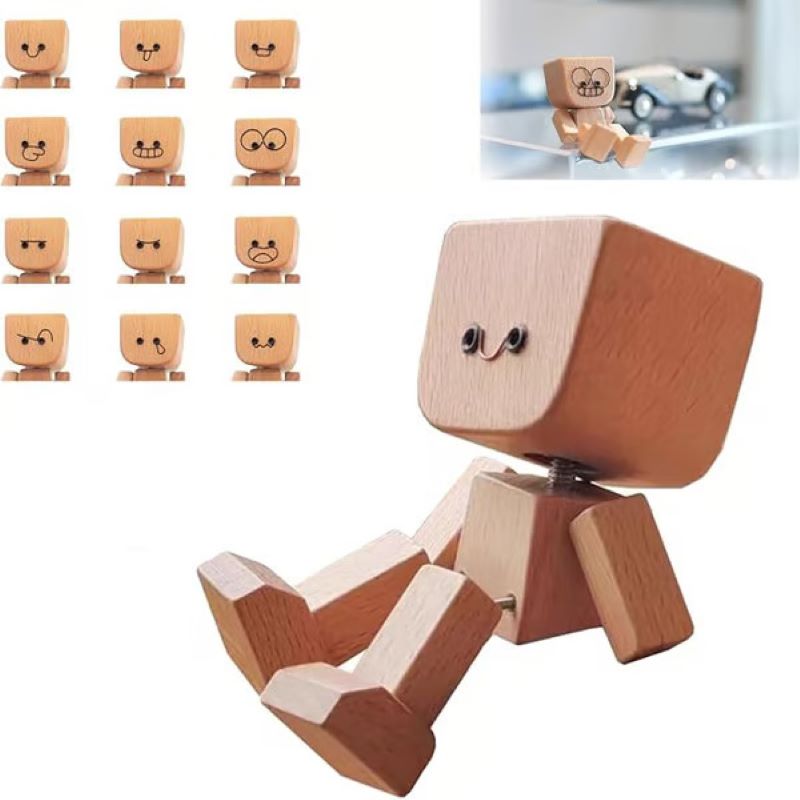 Wooden puppet ornaments with changing expressions