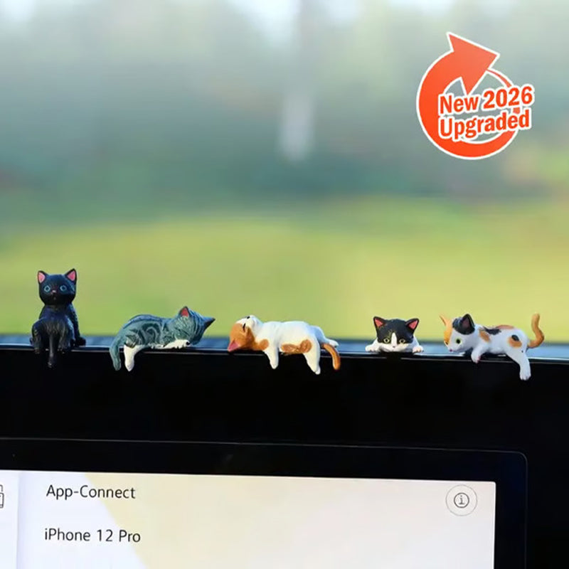 Miniature desktop animal figurine set