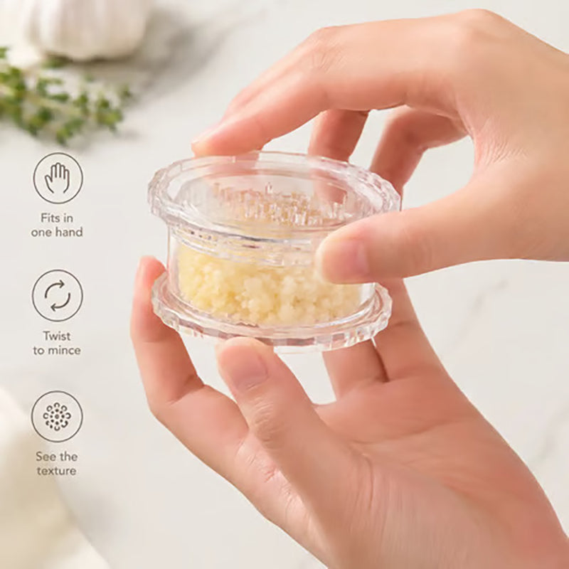 Transparent manual garlic and ginger chopper