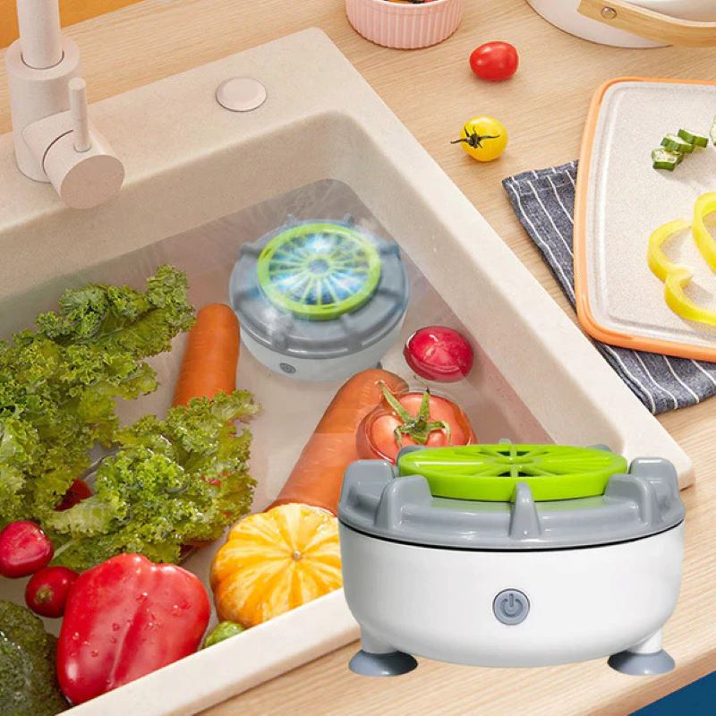 High-efficiency portable fruit and vegetable washing machine
