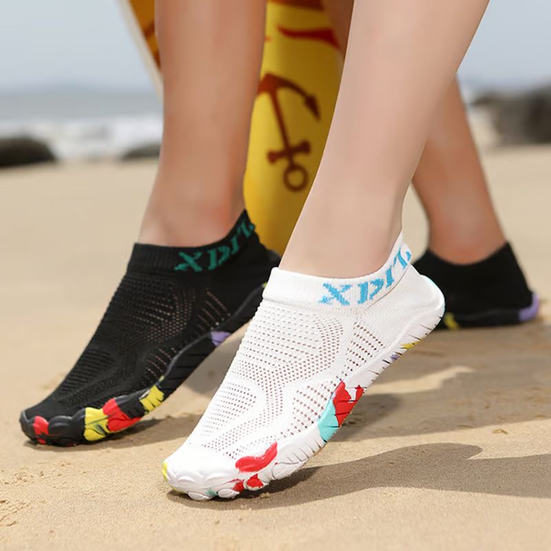 Water and land anti-cut and anti-stab quick-drying sports shoes