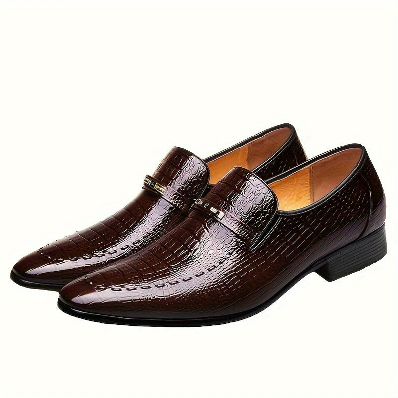 Comfortable and luxurious men's leather shoes