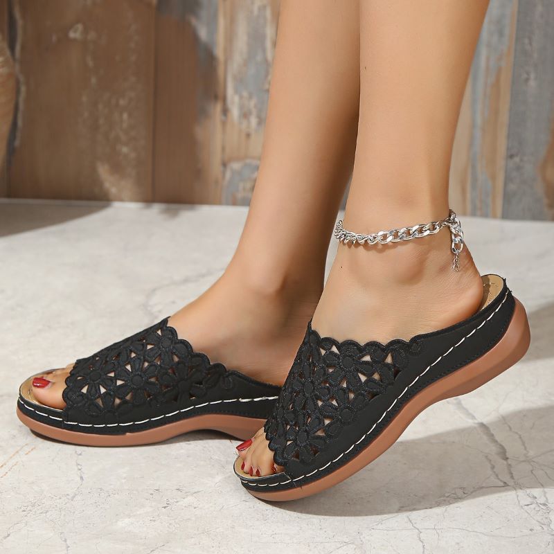 Fashion low heel ladies slippers