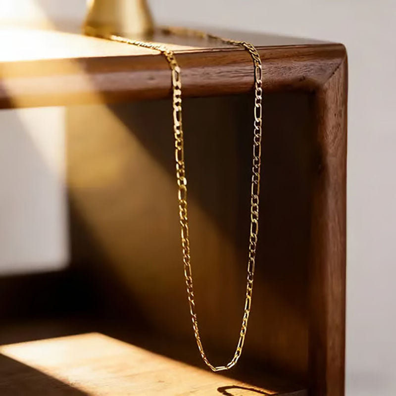 18K Gold Jewelry Two-Piece Set: Bracelet and Necklace