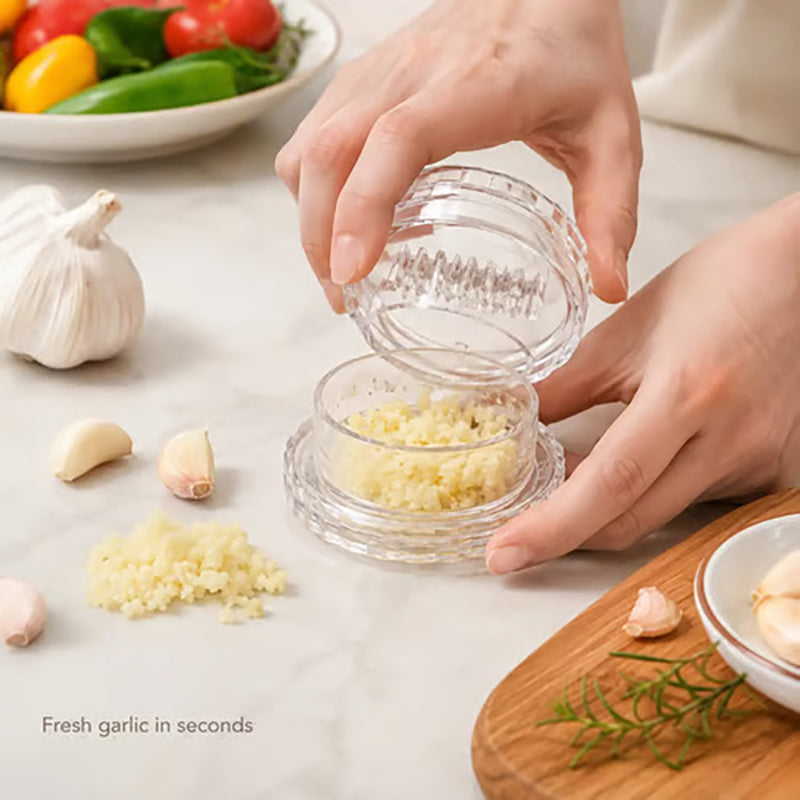 Transparent manual garlic and ginger chopper