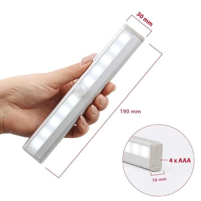 LED light with motion sensor