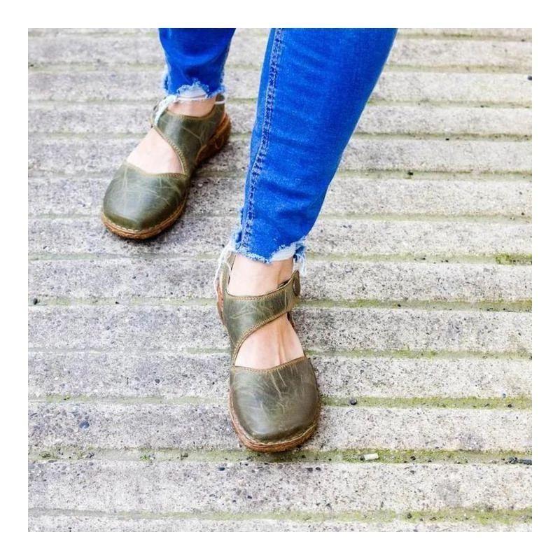 Women Round Toe Sandals Retro Button Sandals