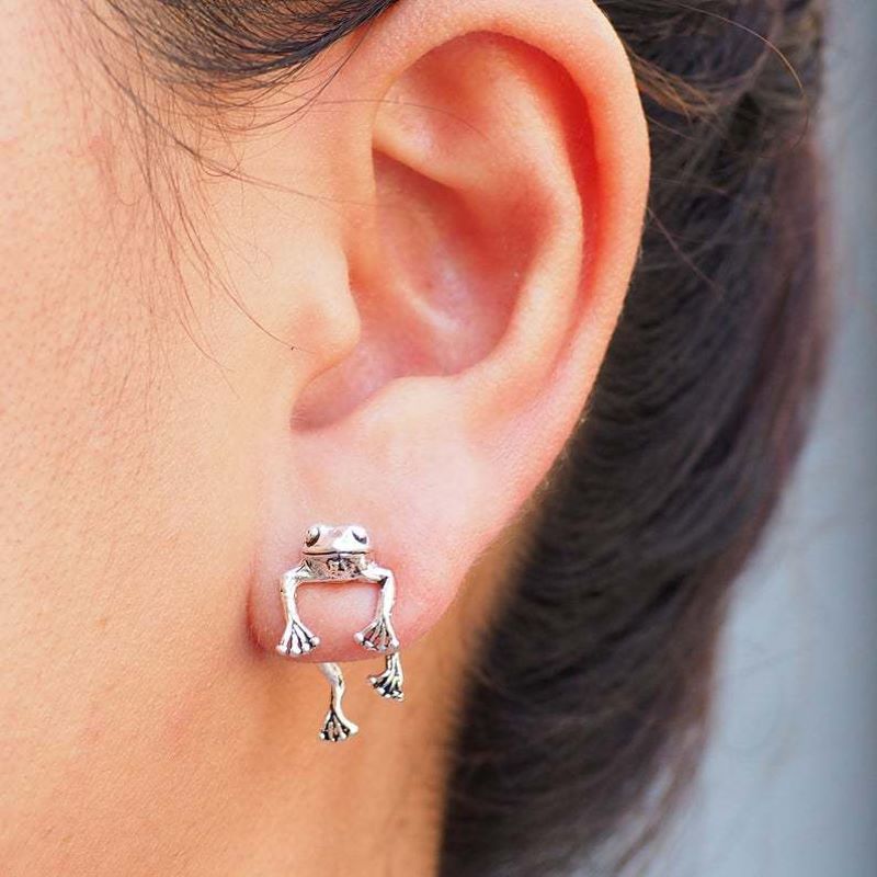 🔥BUY 1 GET ONE FREE🔥 Two Way Frog Earrings