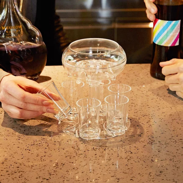 Dispenser and holder for 6 liqueur glasses