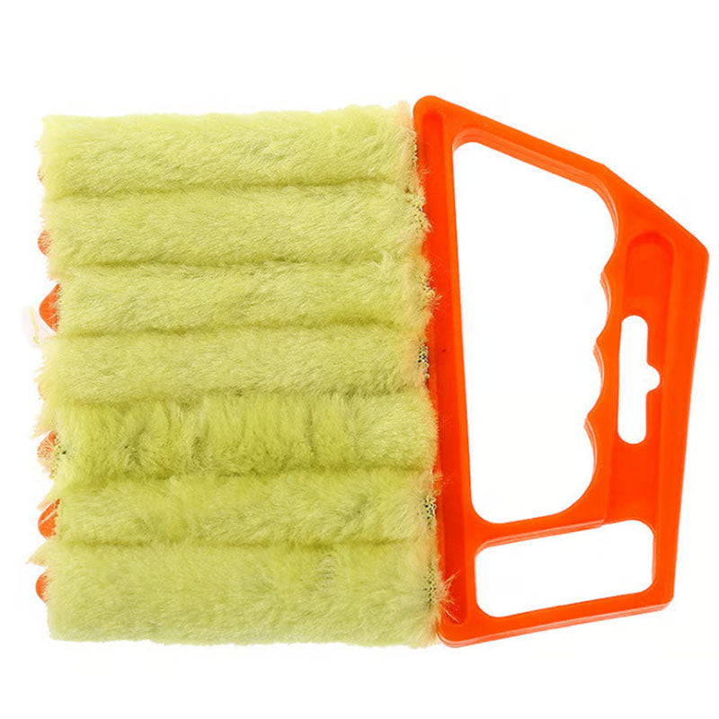 Multi-purpose cleaning brush - suitable for blinds and tracks