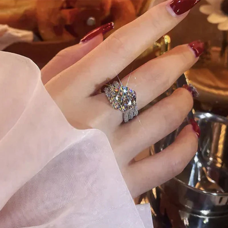 Magnetic Moissanite Lymphatic Drainage Ring