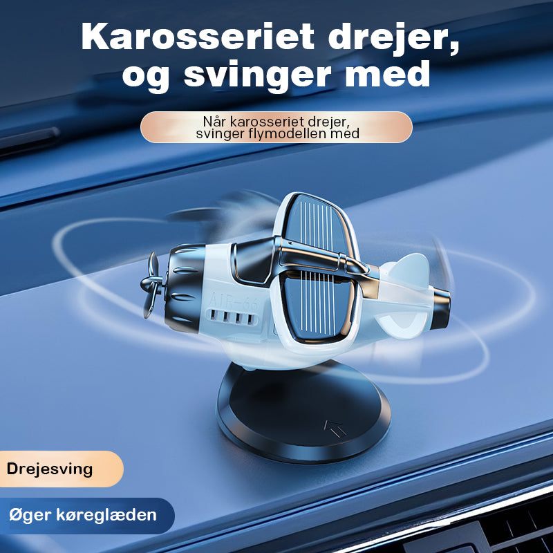 Solcelledrevne flyformede bilpynt