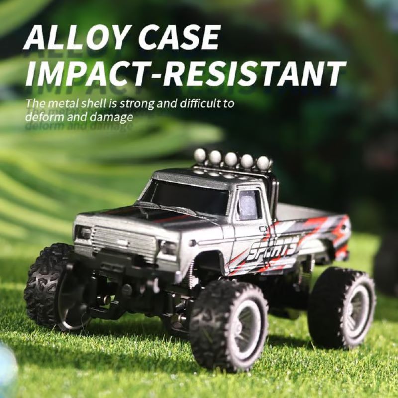 Mini remote control alloy off-road vehicle toy