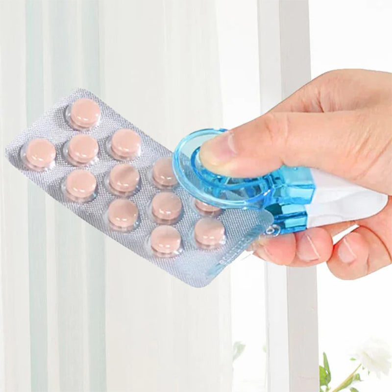 Portable pill box