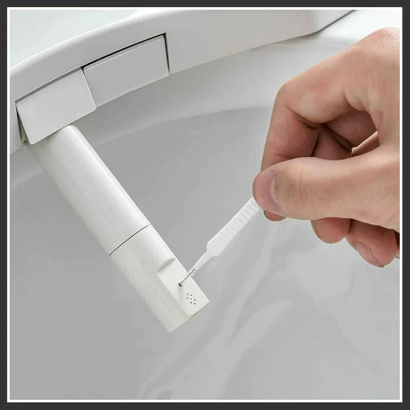 Crevice cleaning brush