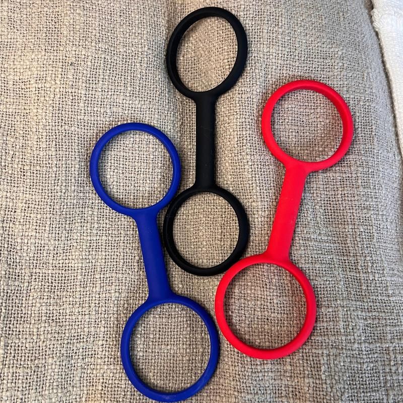 Flirting rubber handcuffs