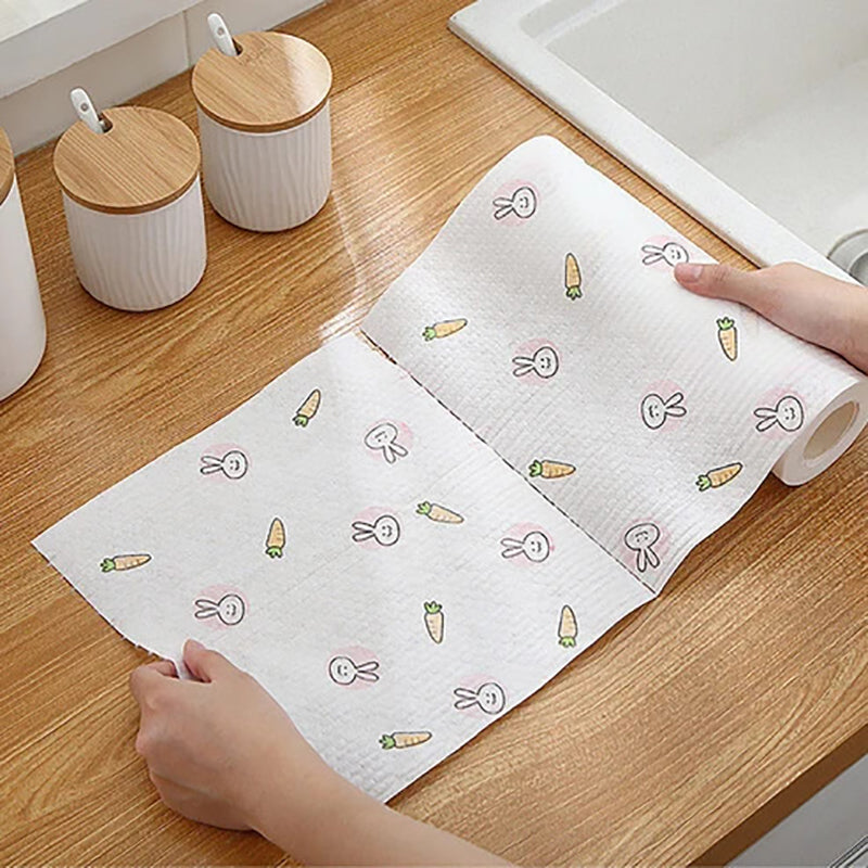 Dry and wet dual-use tearable cleaning cloth