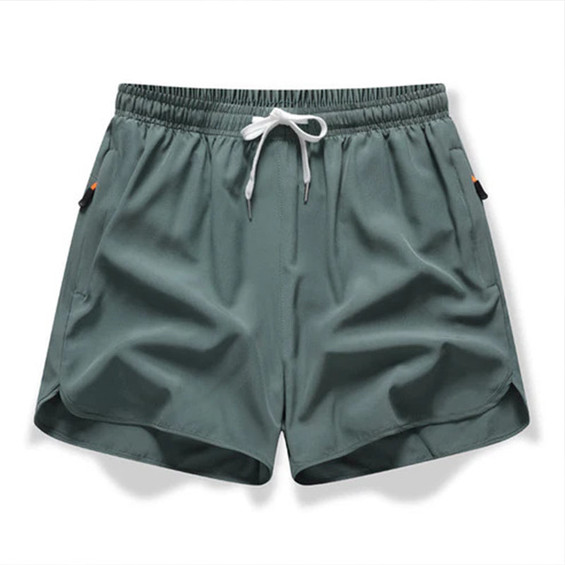 Breathable athletic shorts with zippered pockets