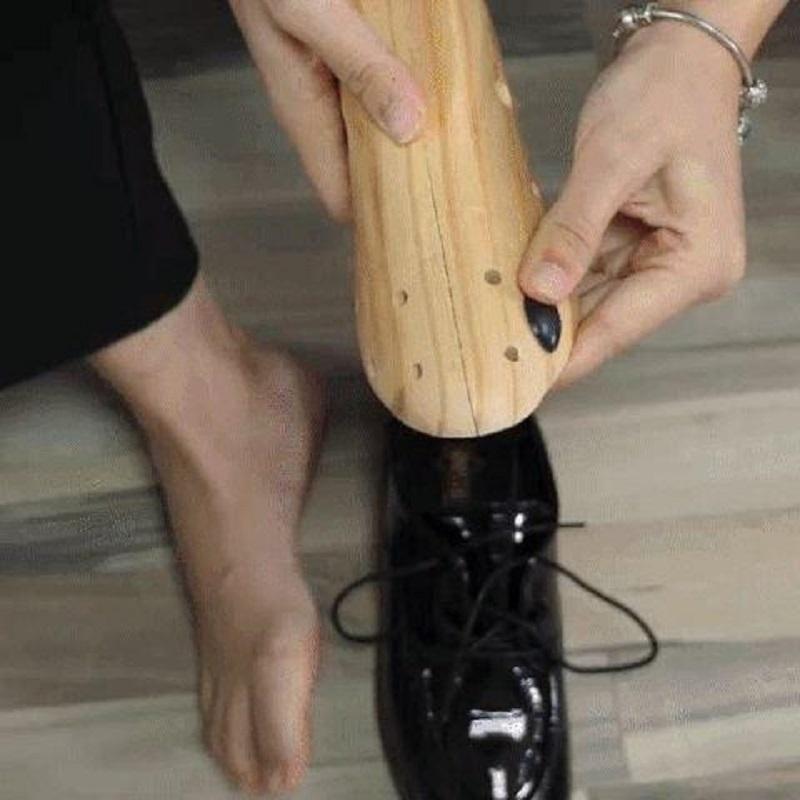 Wooden Shoe Trees