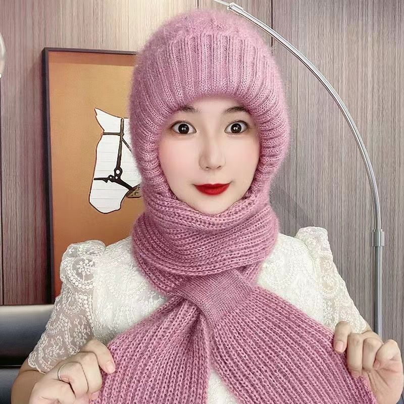 Warm and windproof ear protection scarf