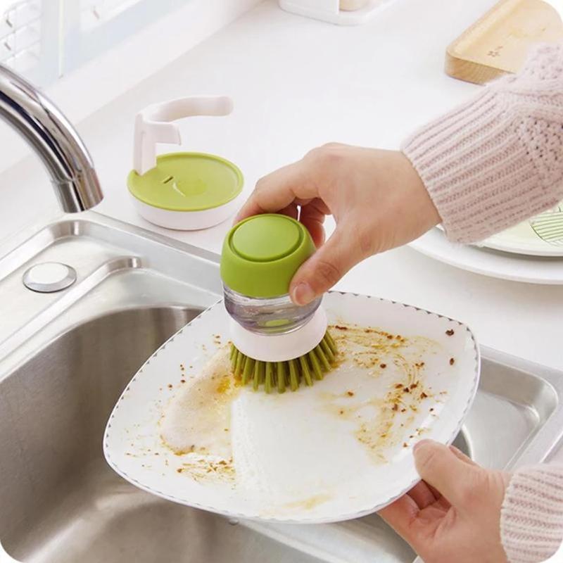 Washing brush with integrated detergent dispenser