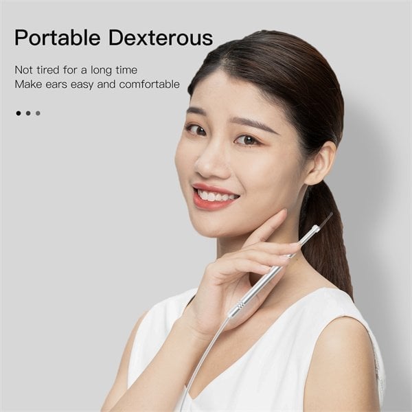 Ear cleaning tool with camera